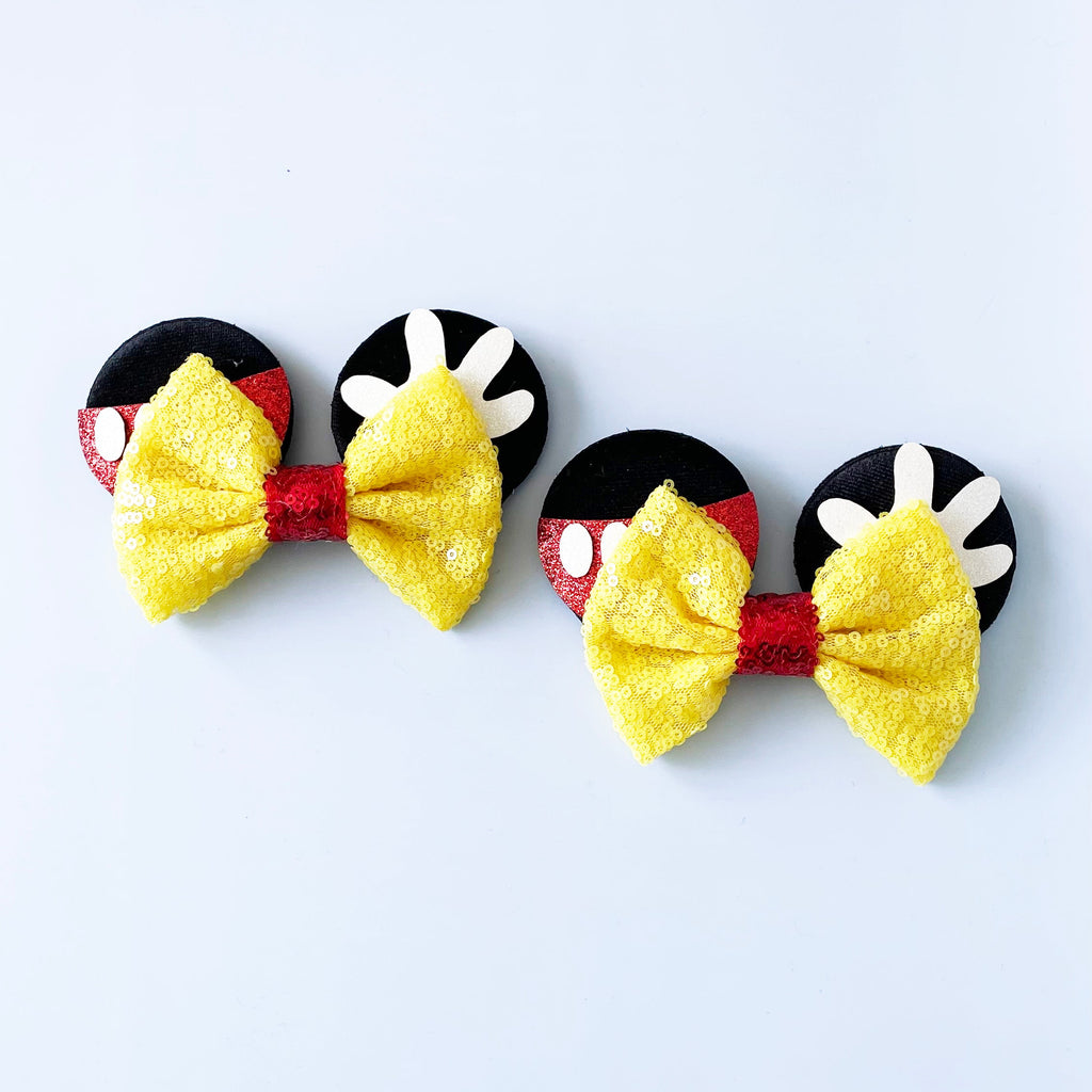 Classic Hands Mouse Ears